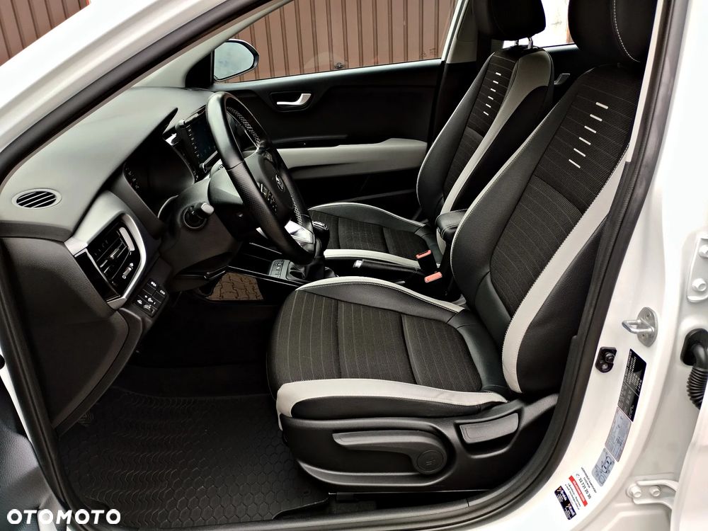 Kia Stonic - 17