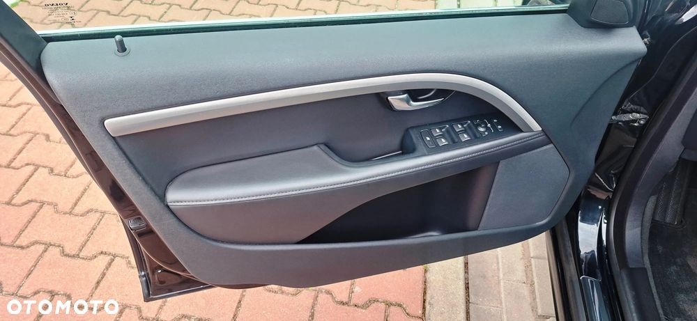 Volvo V70 D3 Edition - 10