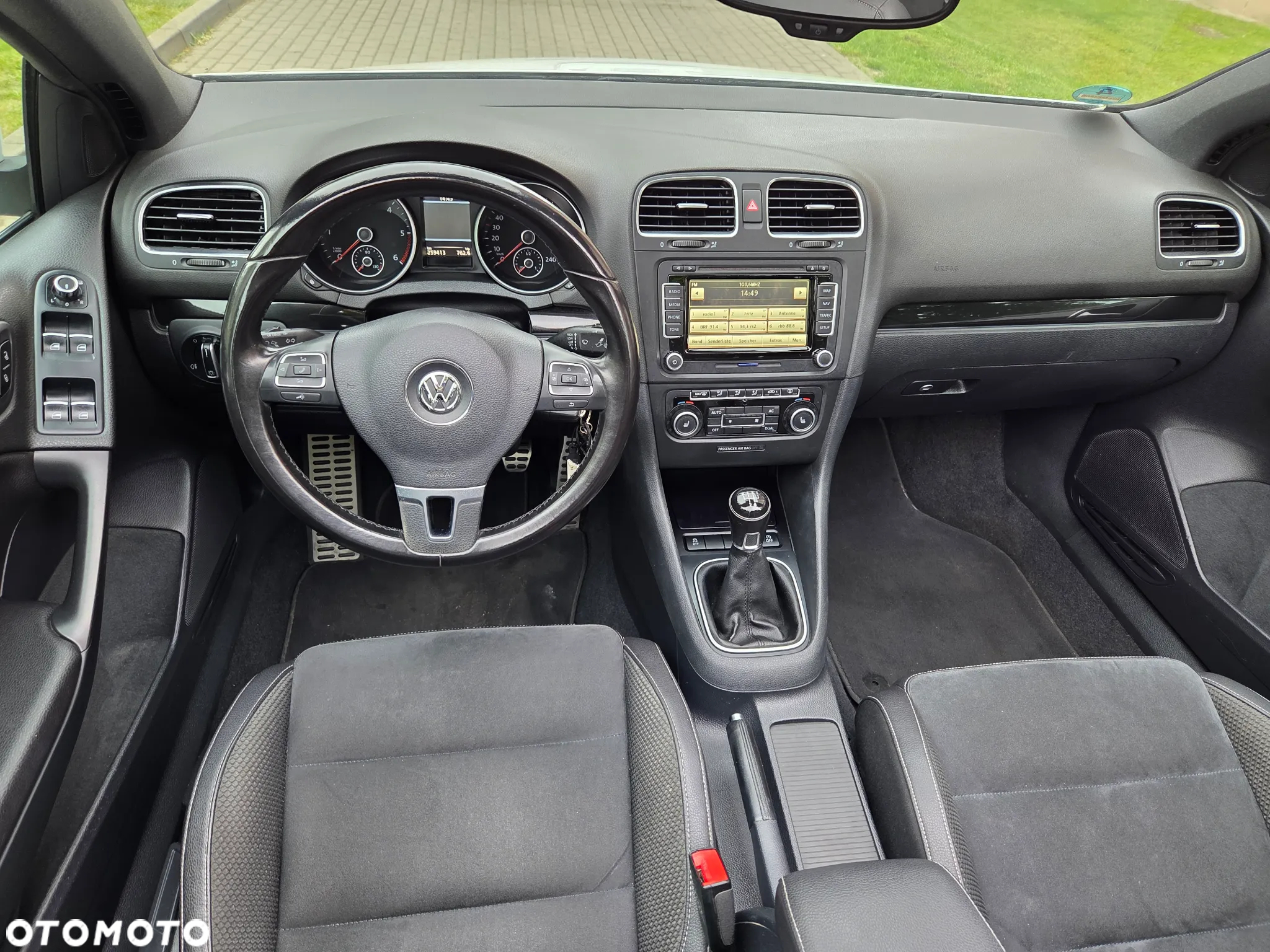 Volkswagen Golf Cabrio 1.6 TDI Exclusive - 22