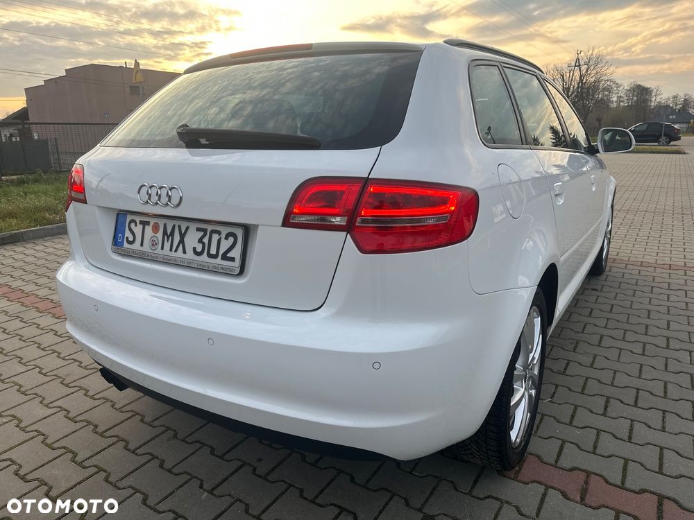 Audi A3 Sportback 1.4 TFSI Ambiente - 21
