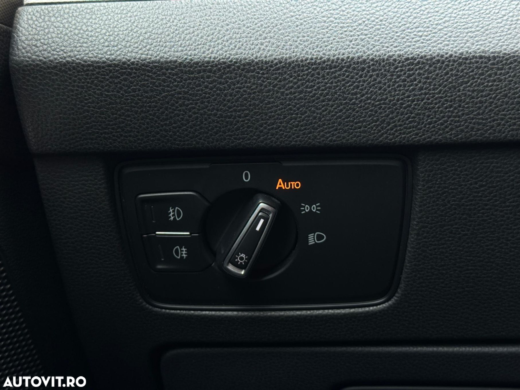 Volkswagen Passat - 17