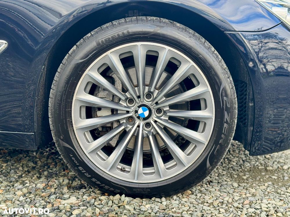 BMW Seria 7 740d Edition Exclusive - 16