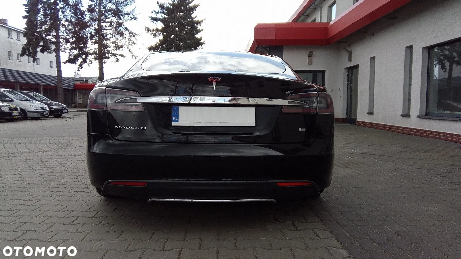 Tesla Model S Standard - 11