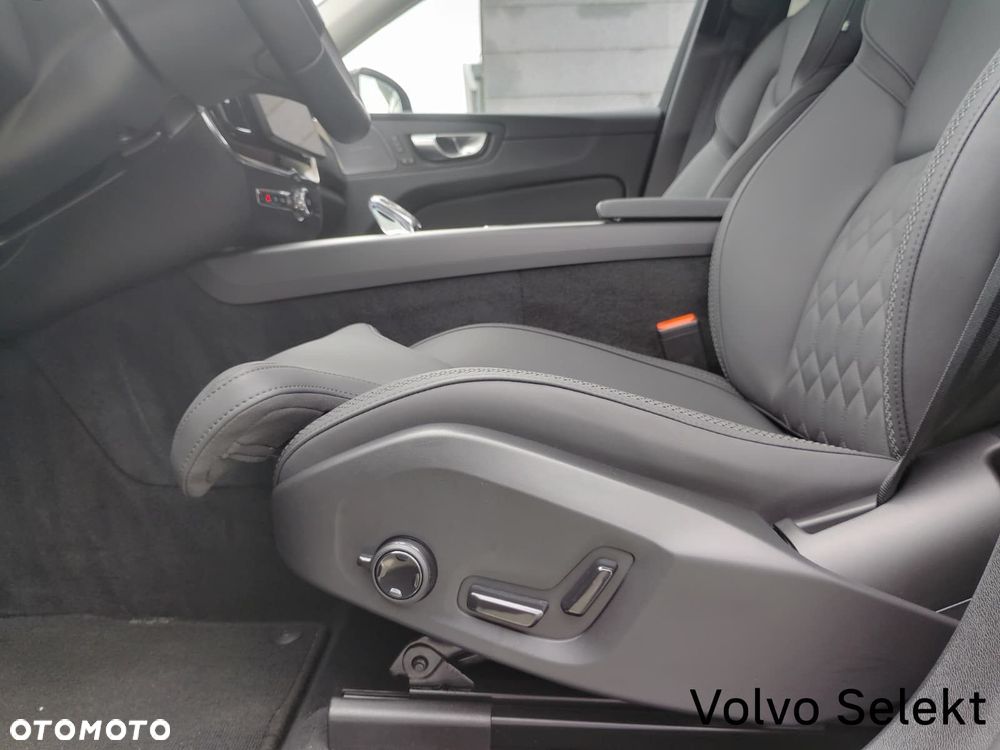 Volvo XC 60 - 18