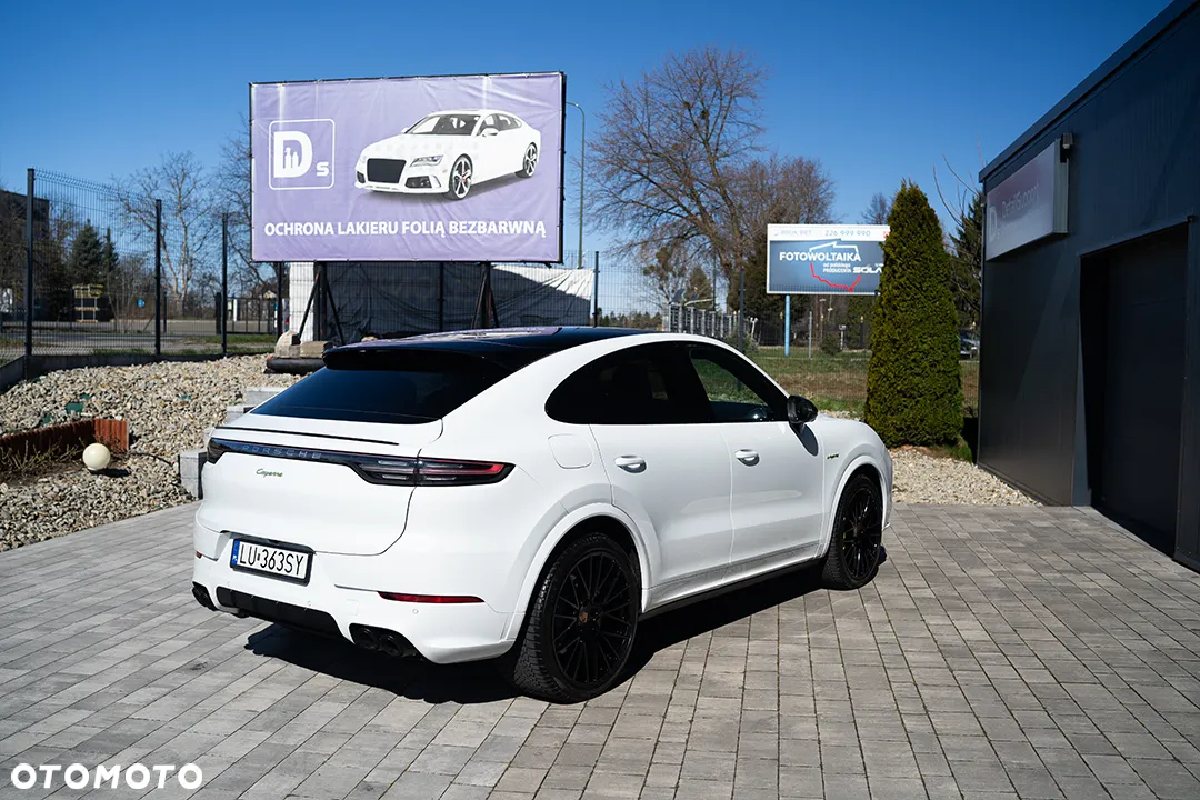 Porsche Cayenne Coupe Platinum Edition - 24