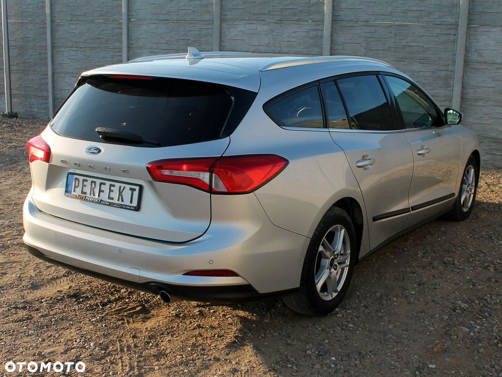 Ford Focus - 4
