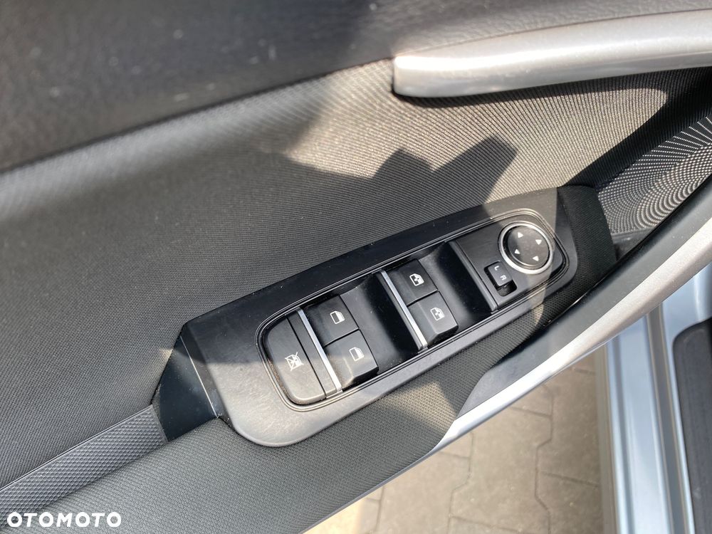 Kia Ceed 1.6 CRDi mHEV L - 20