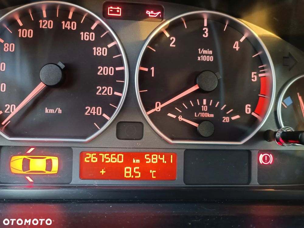 BMW Seria 3 320d - 8