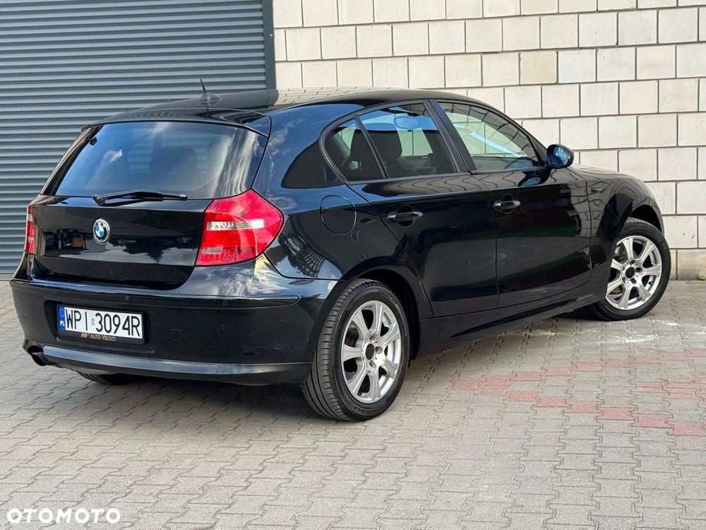 BMW Seria 1 - 21