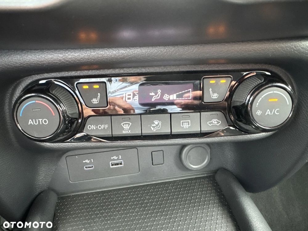 Nissan Juke 1.0 DIG-T Acenta DCT - 20
