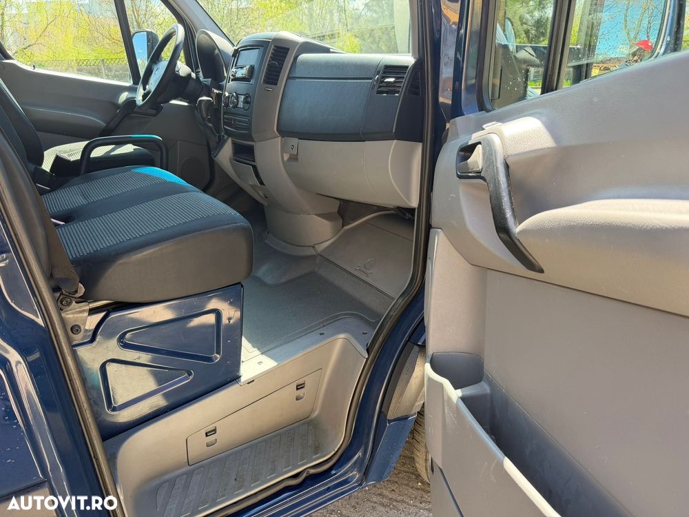 Mercedes-Benz Sprinter 318 - 3