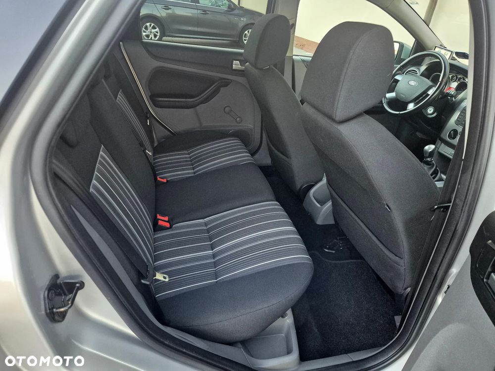 Ford Focus 1.6 Ti-VCT Silver Magic - 23