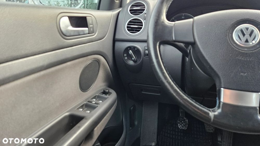 Volkswagen Golf Plus 1.9 TDI Tour - 12