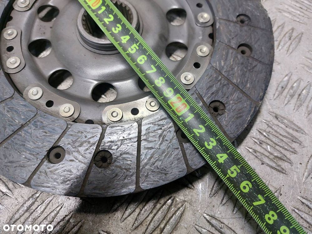 KOŁO DWUMASOWE + TARCZA + DOCISK + ŁOŻYSKO OPOROWE BMW F10 520d 2.0 D - 8