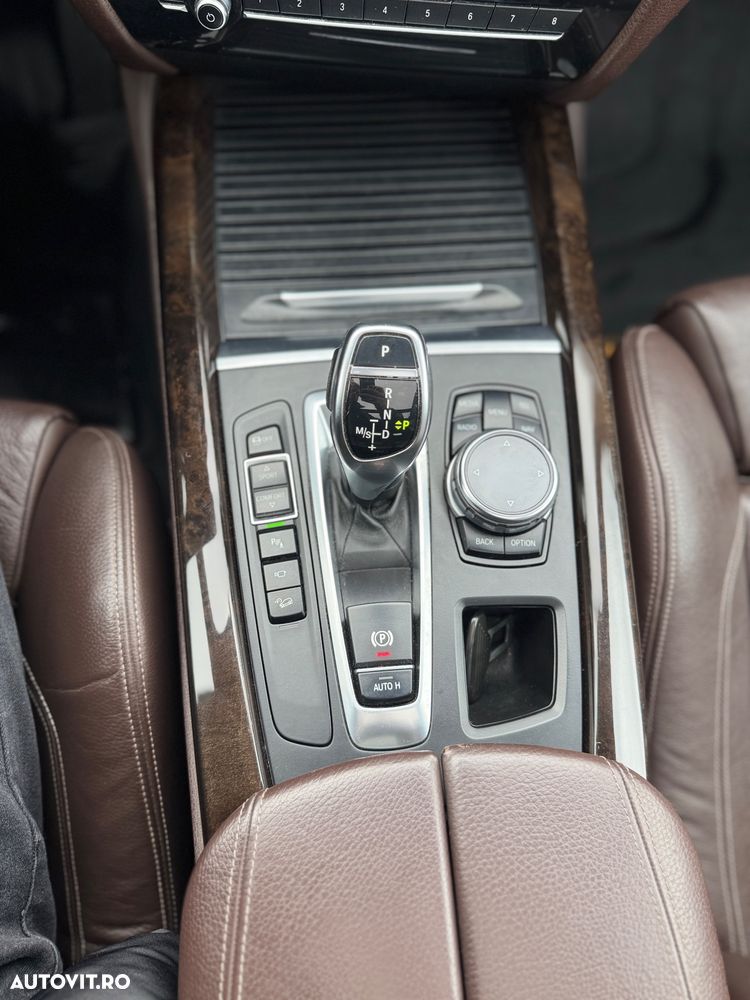 BMW X5 xDrive30d Sport-Aut. - 23