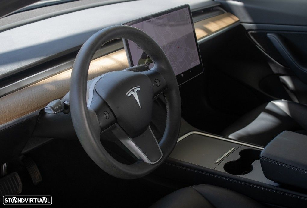 Tesla Model 3 Standard RWD Plus - 14
