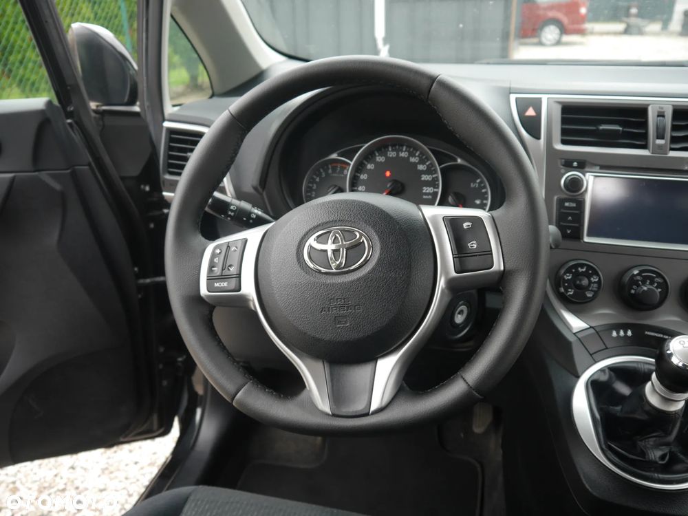 Toyota Verso S 1.33 VVT-i Comfort - 8