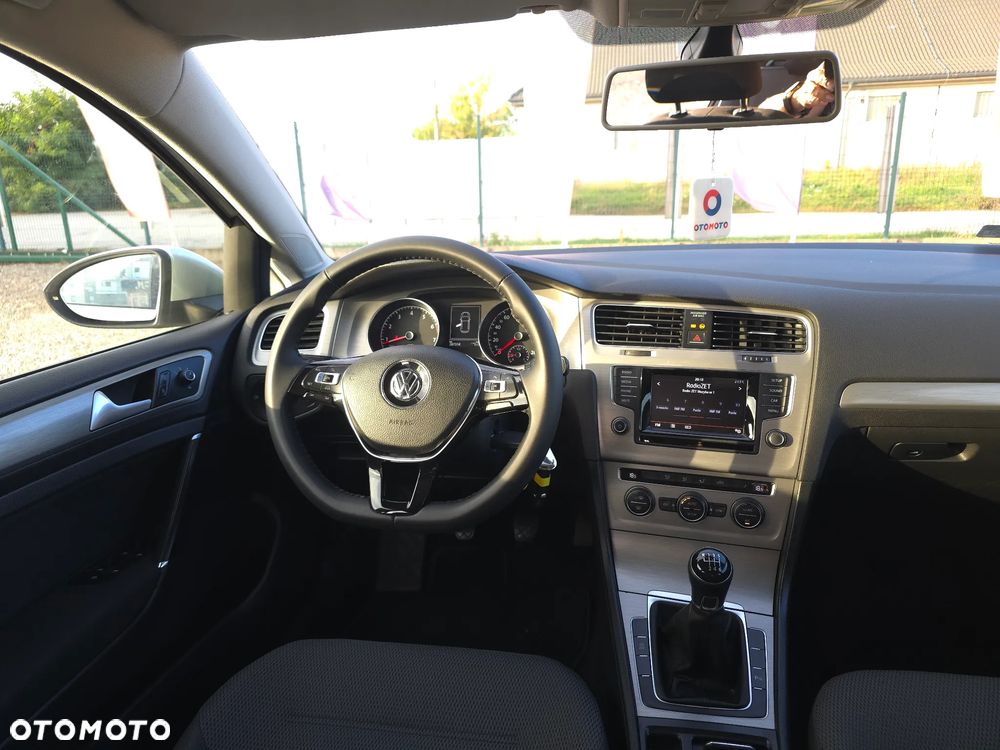Volkswagen Golf 1.4 TSI BMT Comfortline - 36