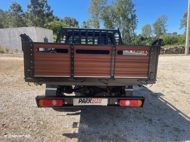 Mitsubishi L200 2.4 DI-D CD Invite CC 4WD - 10