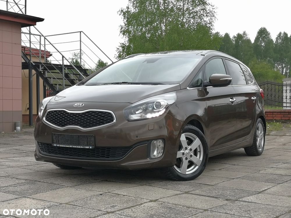 Kia Carens 1.7 CRDi 136 Dream Team Edition - 5