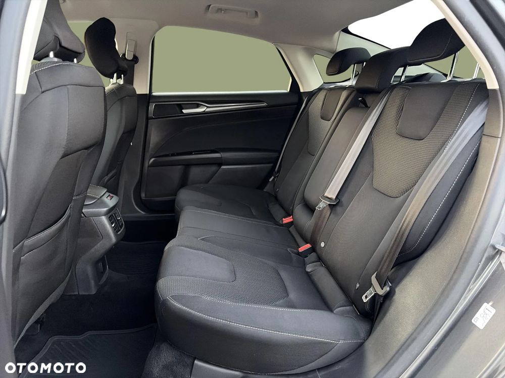 Ford Mondeo 2.0 Hybrid Titanium - 15