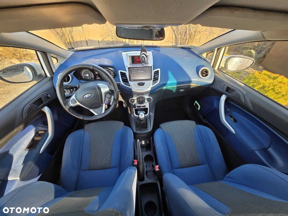 Ford Fiesta - 5