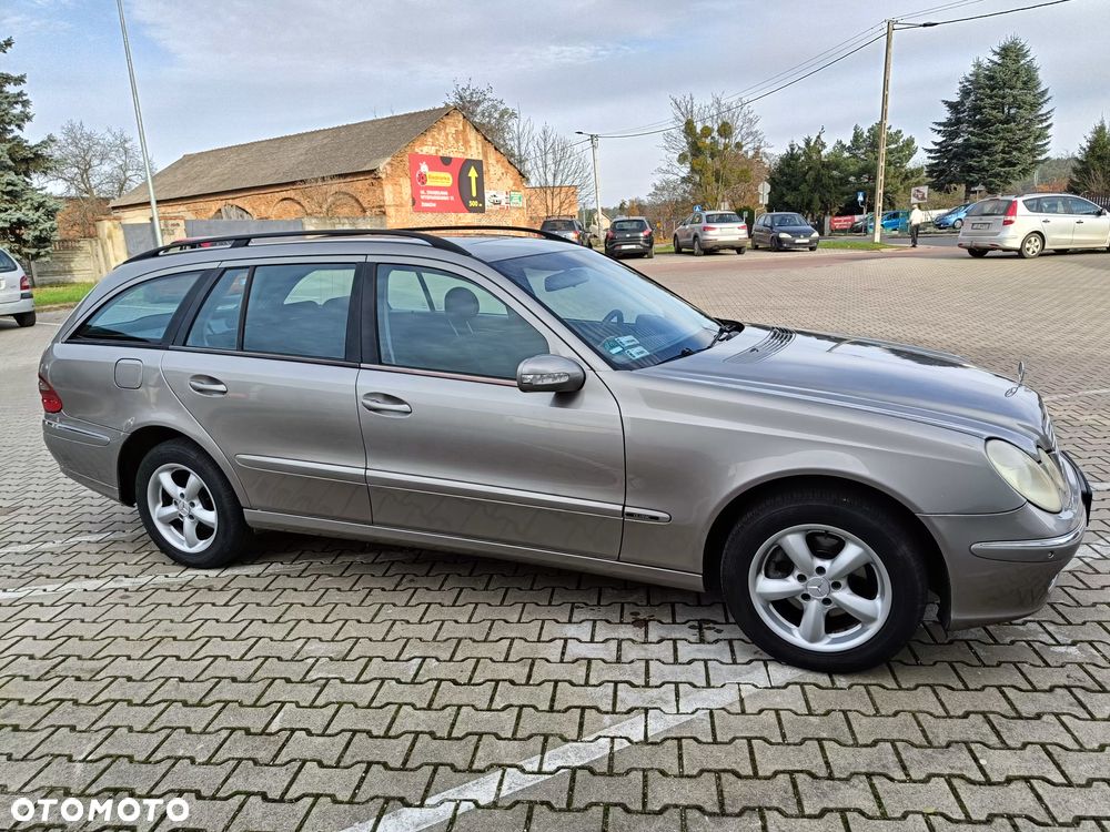 Mercedes-Benz Klasa E - 12