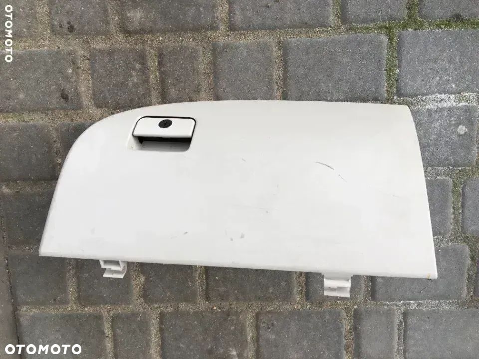 Schowek pasażera Mitsubishi Outlander 8006A022A1