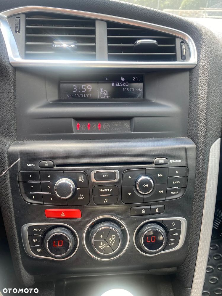 DS Automobiles DS 4 - 16