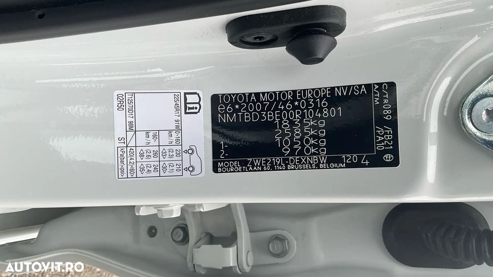 Toyota Corolla 1.8 HSD Dynamic - 33
