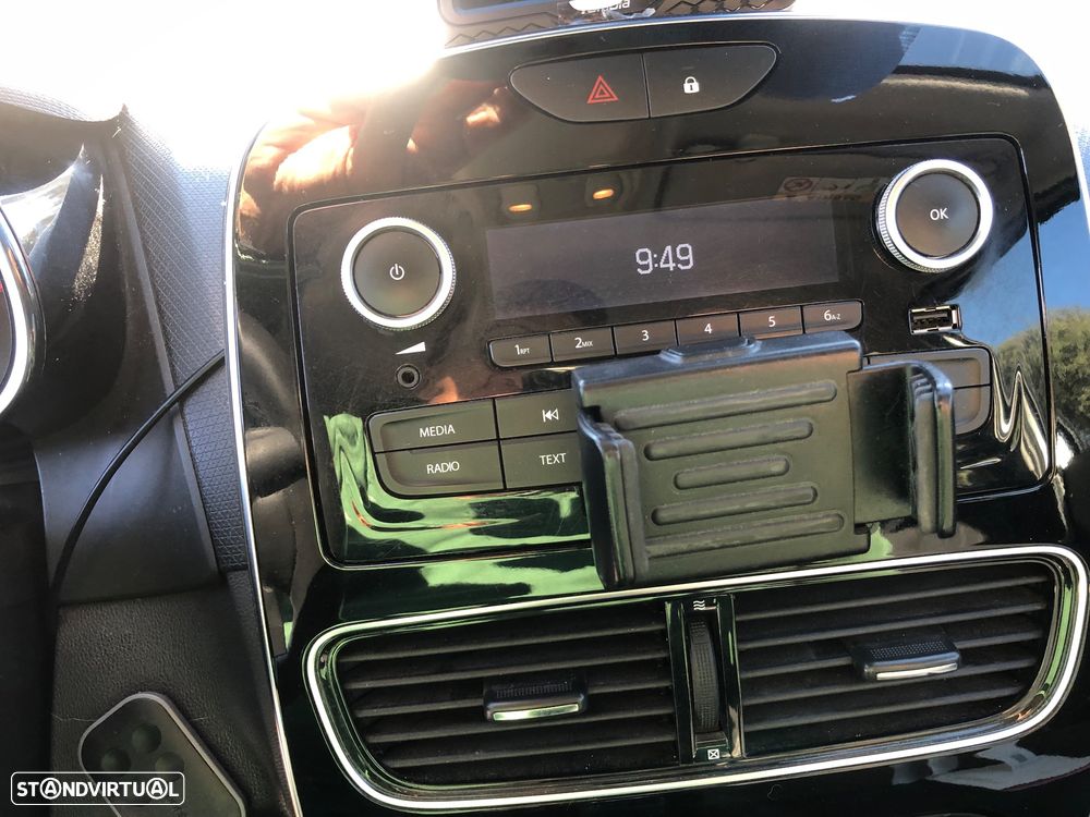 Renault Clio Sport Tourer (Energy) TCe 90 Start & Stop LIMITED - 10