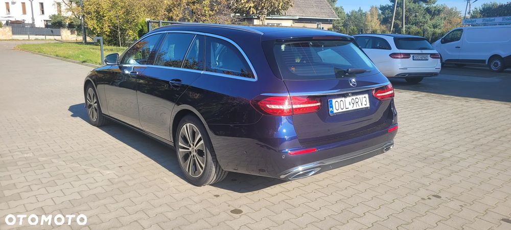 Mercedes-Benz Klasa E 220 d T 9G-TRONIC Edition AVANTGARDE - 8