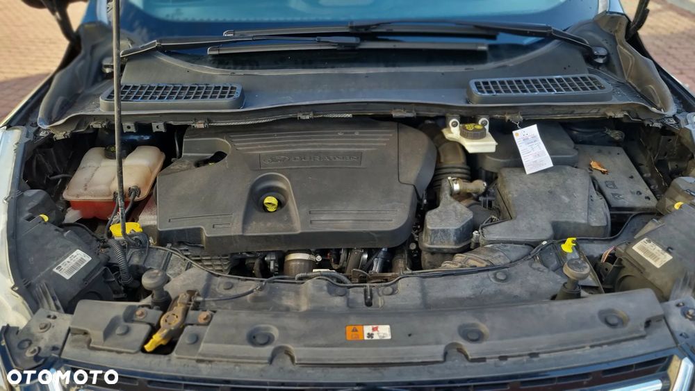 Ford Kuga 2.0 TDCi 4x4 Titanium - 39
