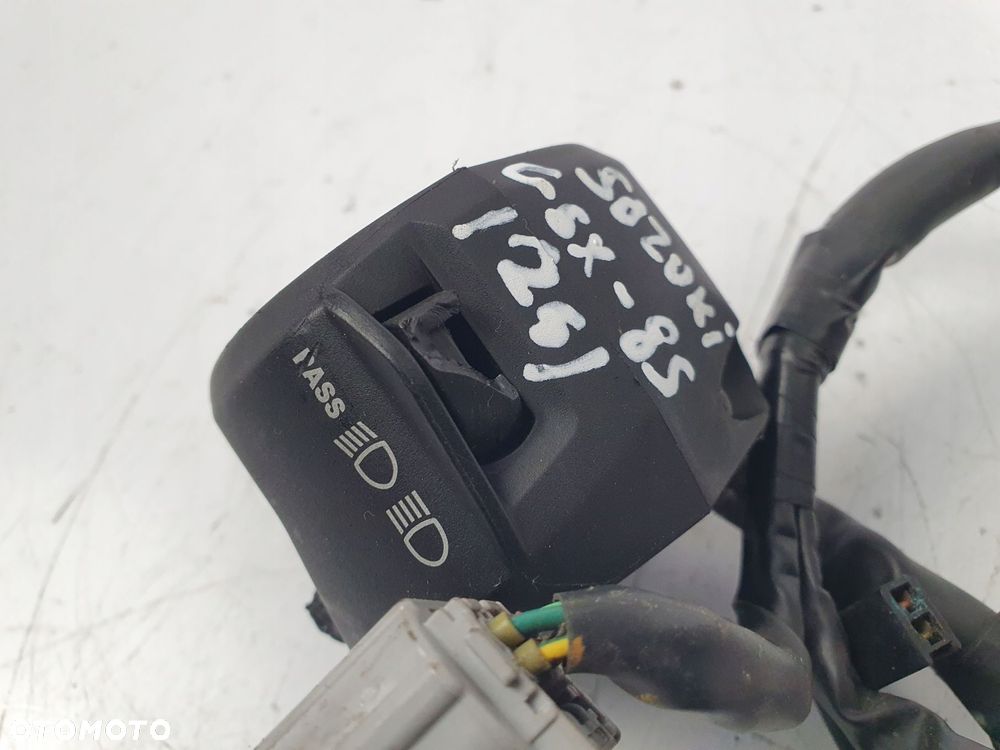 LEWY PRZEŁĄCZNIK WŁĄCZNIK Suzuki GSX-8S 2023+ panel świateł uszkodzony - 12