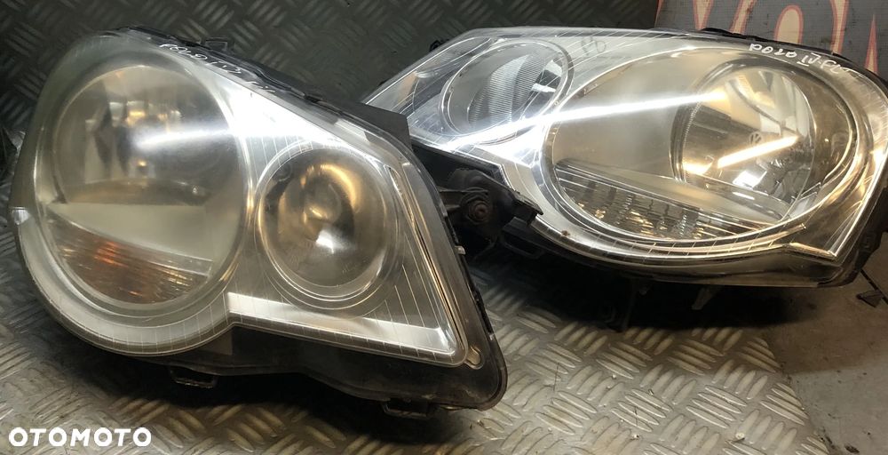 VW POLO IV 9N LIFT LAMPA PRAWA I LEWA PRZÓD - 1