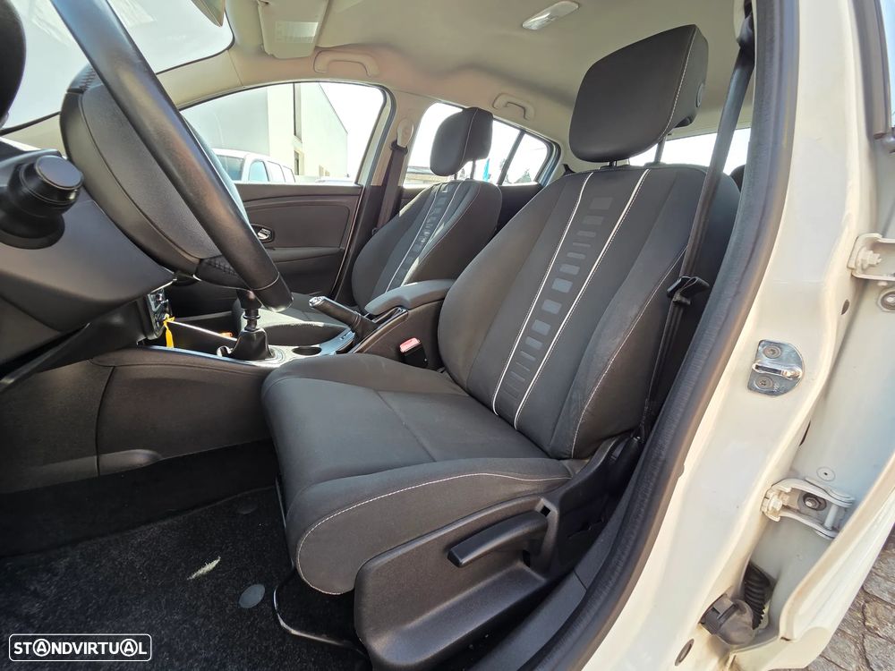 Renault Mégane 1.5 dCi Dynamique - 12