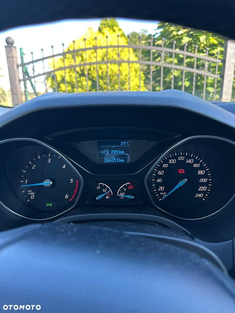 Ford Focus - 10