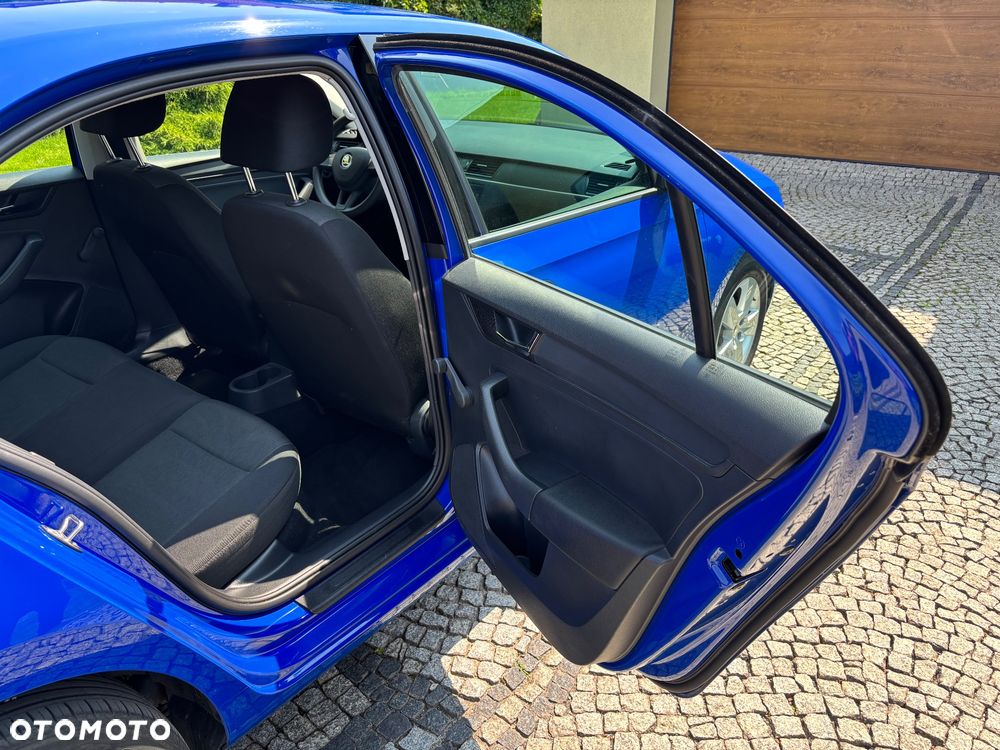 Skoda RAPID - 14
