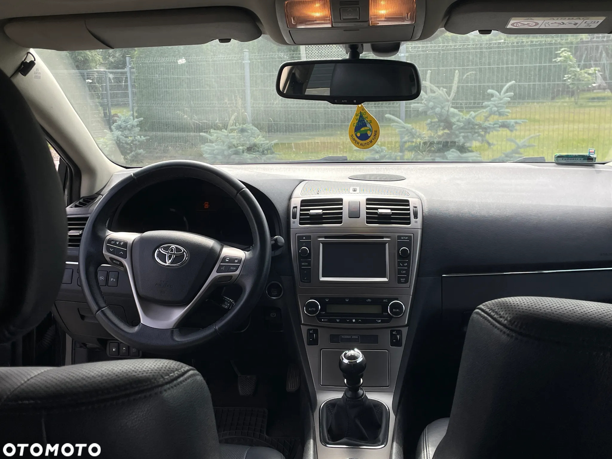 Toyota Avensis 2.2 D-4D Prestige - 16