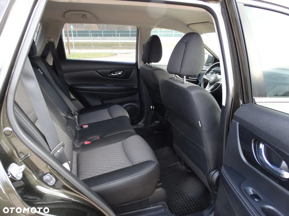 Nissan X-Trail 2.0 dCi N-Connecta 4WD Xtronic - 25