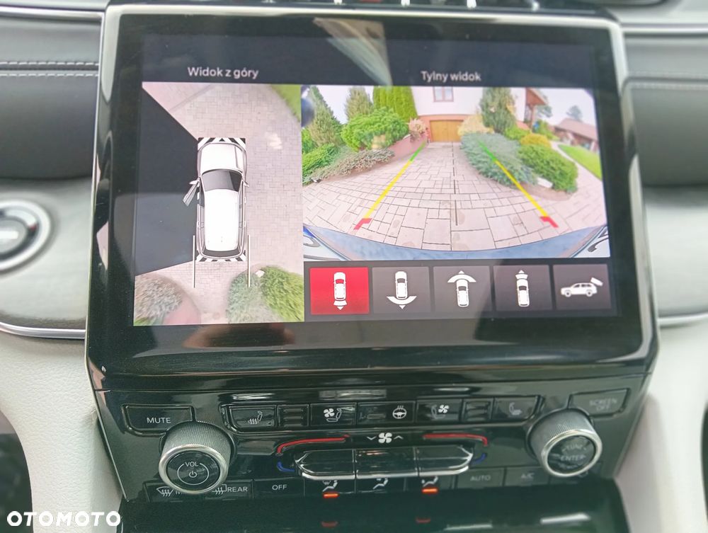 Jeep Grand Cherokee 5.7 V8 Overland - 21