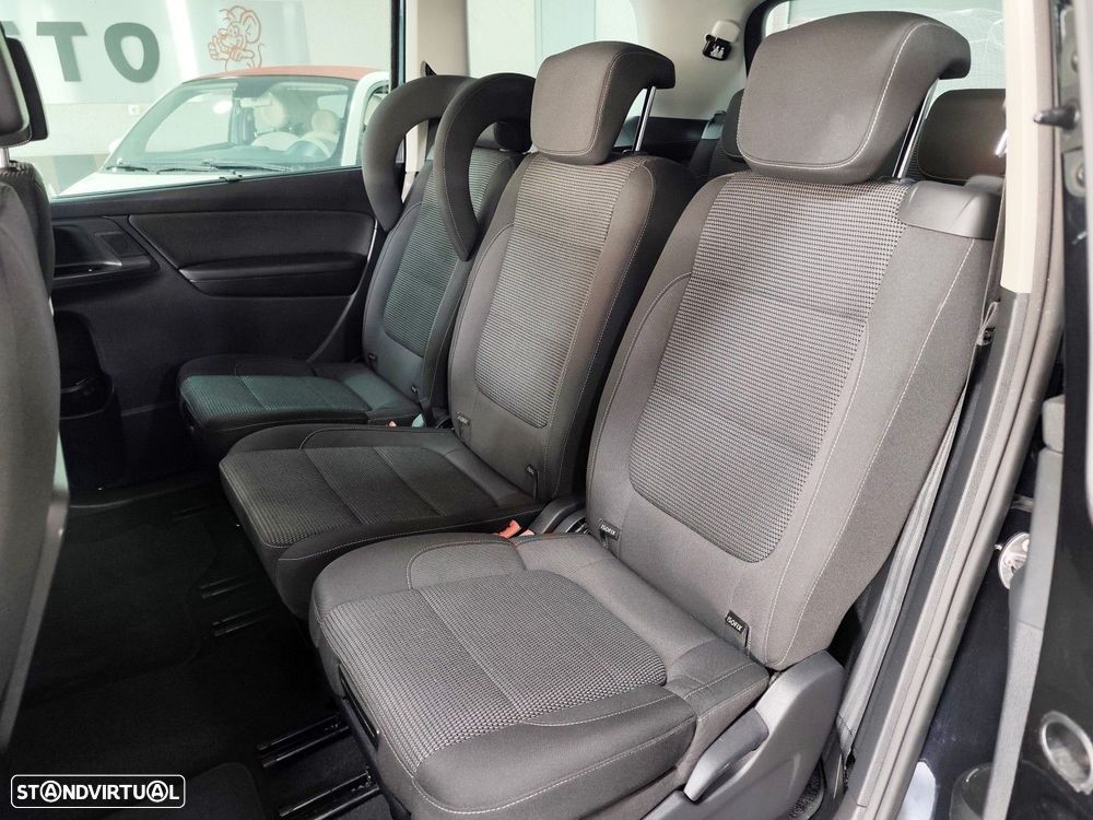 VW Sharan 2.0 TDI Blue Confortline DSG - 15