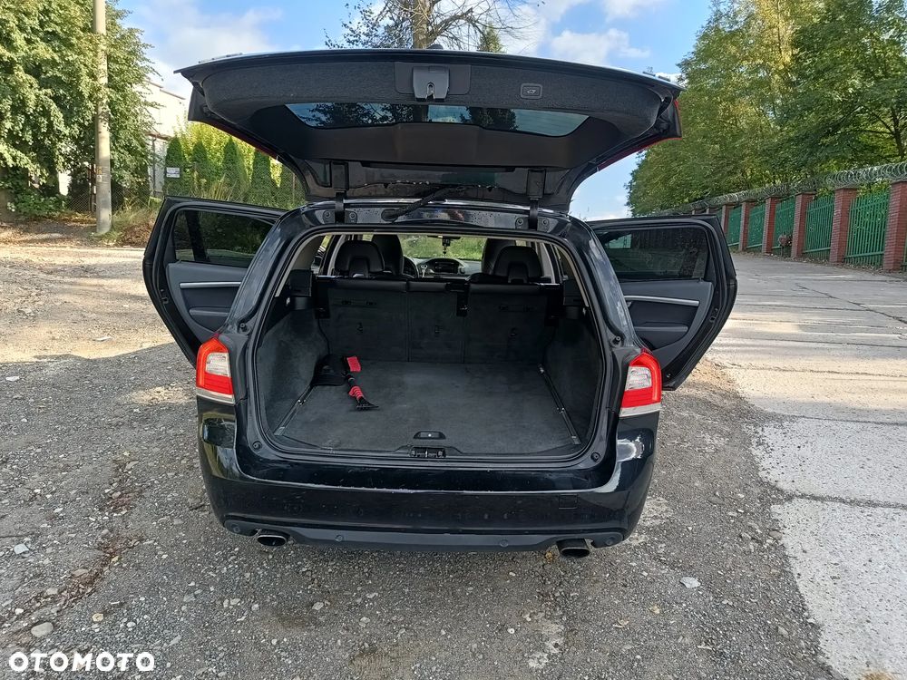 Volvo V70 D4 Geartronic Momentum - 16