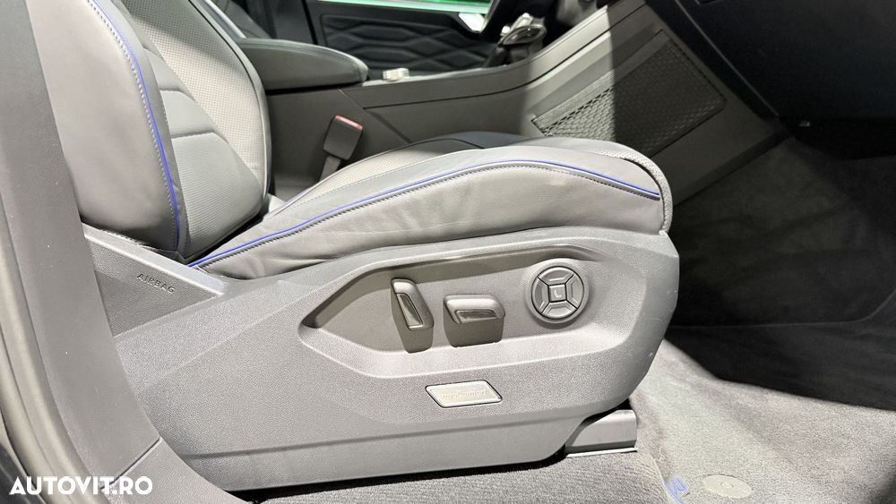 Volkswagen Touareg V6 TSI eHybrid PHEV R - 26
