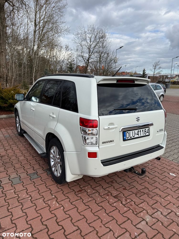 Suzuki Grand Vitara 2.4 De Luxe EU5 - 6