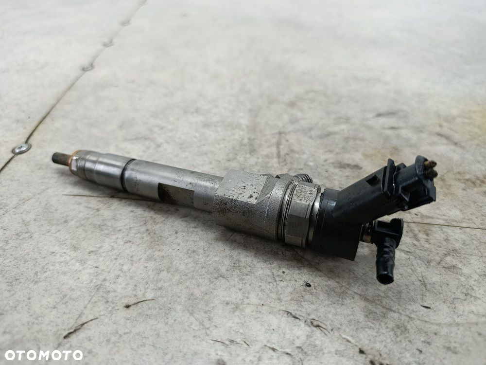 WTRYSKIWACZ RENAULT SCENIC III H82778396 0445110328  BOSCH 1.9 DCI - 6