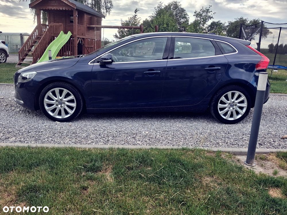 Volvo V40 D2 Momentum - 7