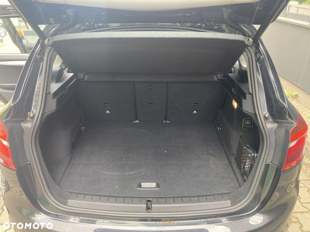 BMW Seria 2 216i - 26