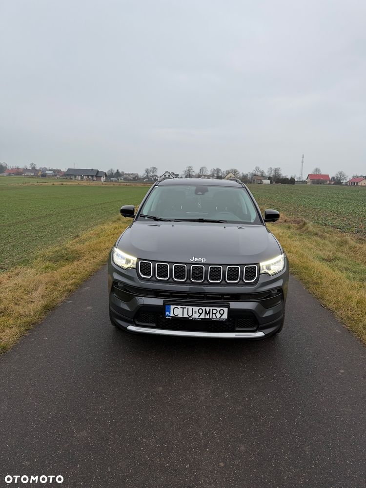 Jeep Compass - 1