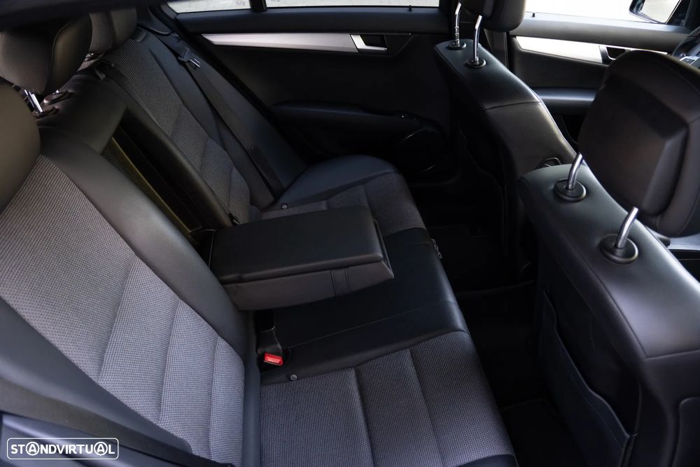 Mercedes-Benz C 220 Station CDI DPF (BlueEFFICIENCY) Avantgarde - 11